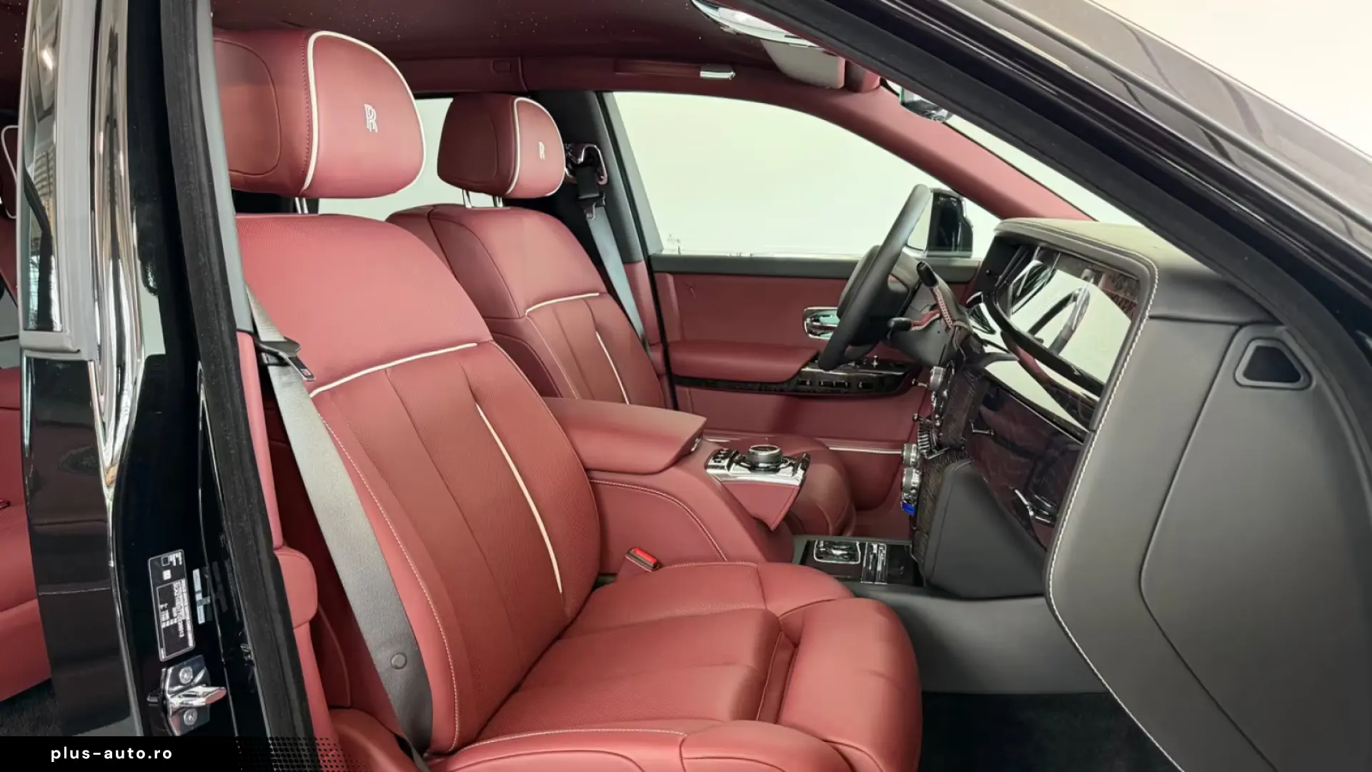 Rolls-Royce Phantom EWB Bespoke Two-Tone FULL 4seats MY2026