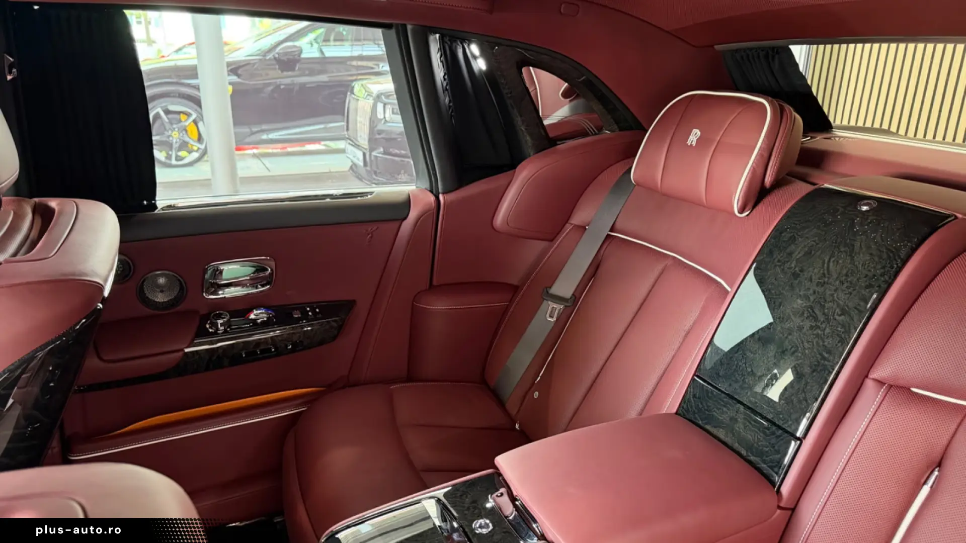 Rolls-Royce Phantom EWB Bespoke Two-Tone FULL 4seats MY2026