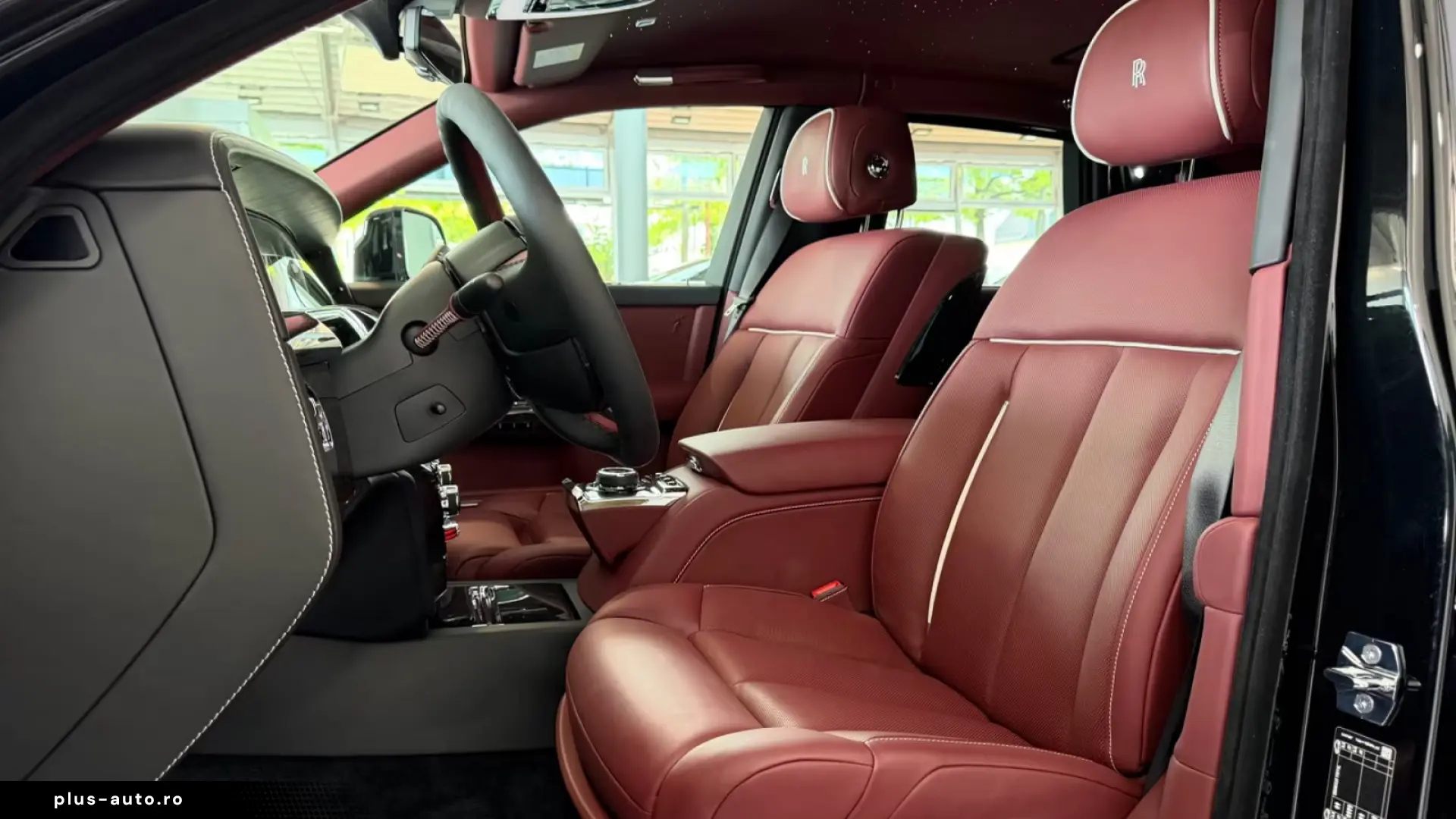 Rolls-Royce Phantom EWB Bespoke Two-Tone FULL 4seats MY2026