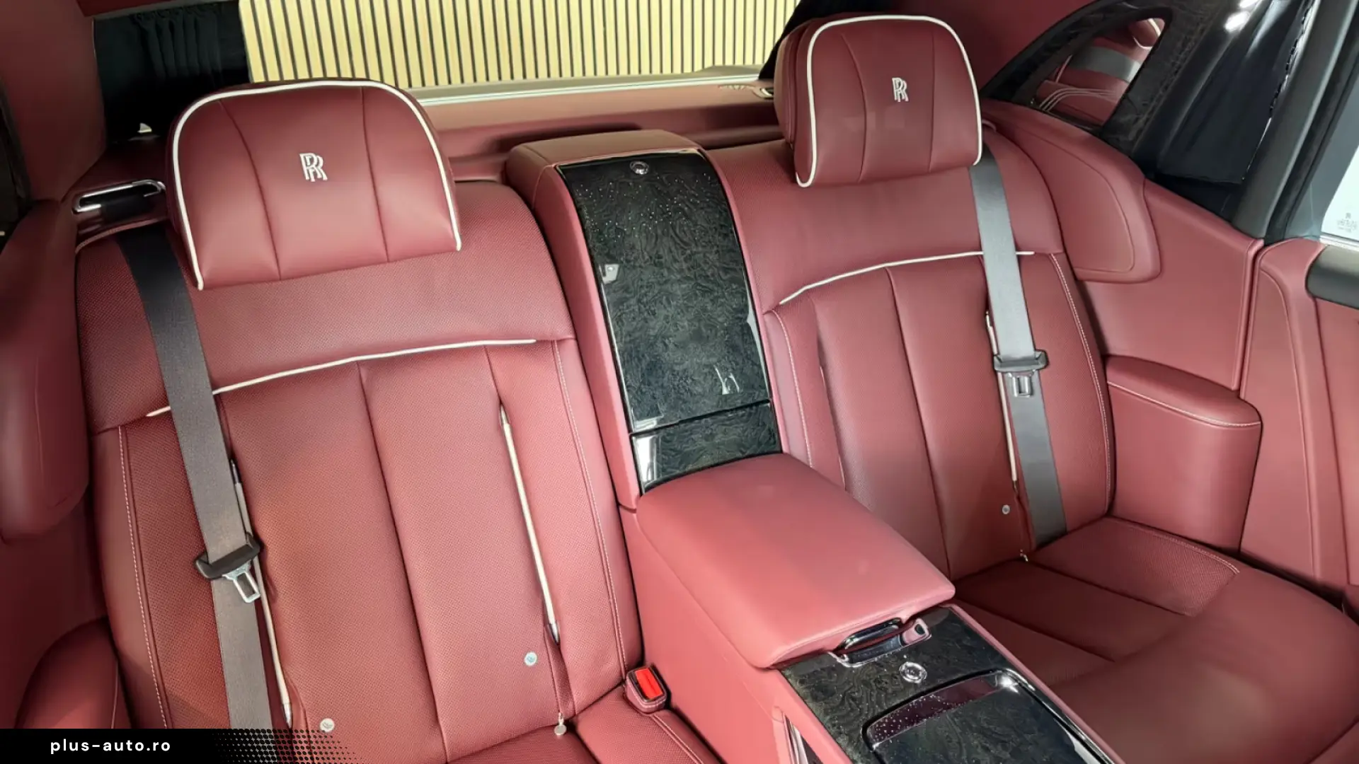 Rolls-Royce Phantom EWB Bespoke Two-Tone FULL 4seats MY2026