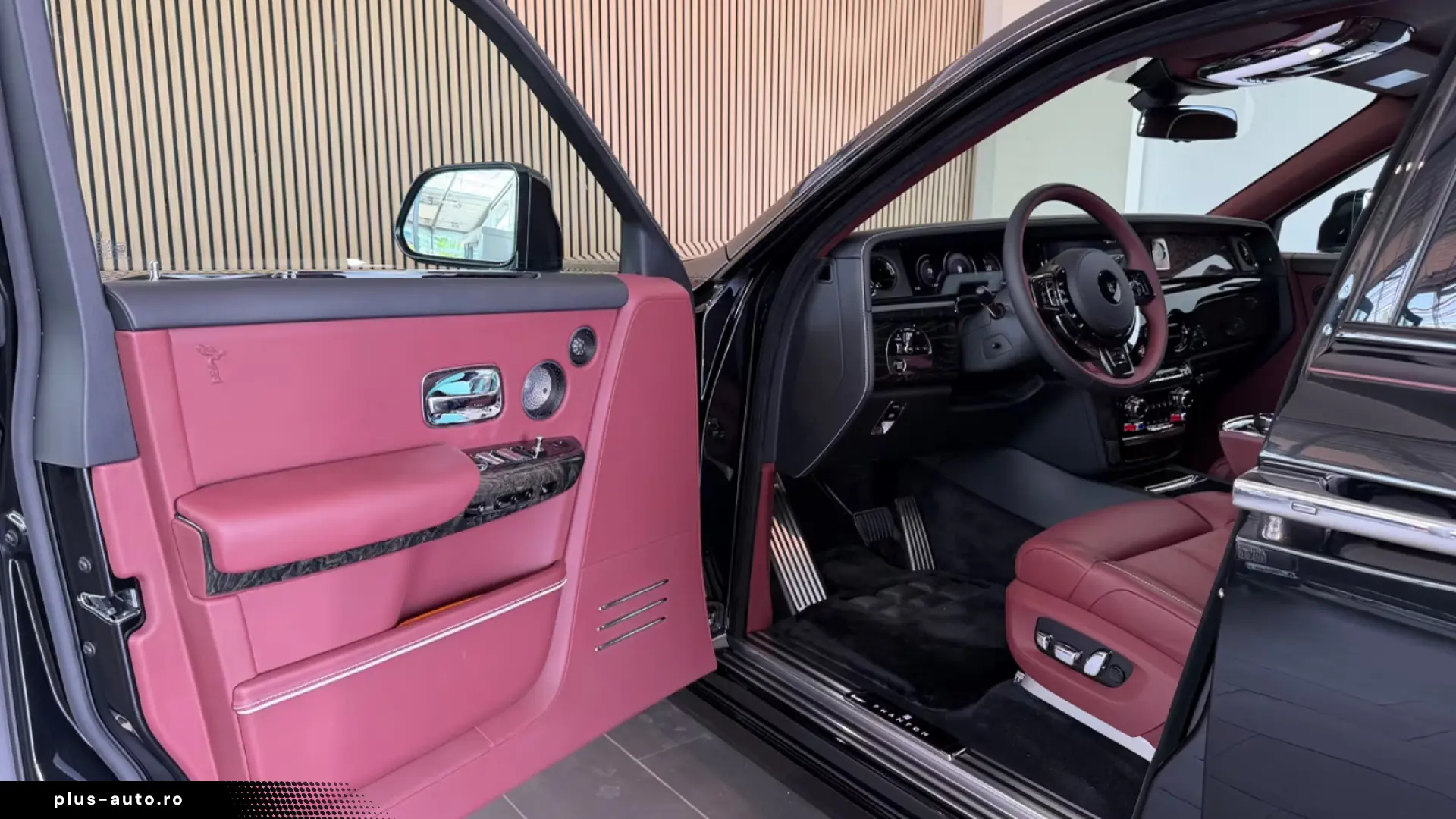 Rolls-Royce Phantom EWB Bespoke Two-Tone FULL 4seats MY2026