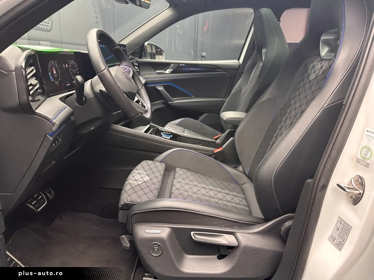 VW Tiguan 2.0 TDI 4Mot. R-Line Black Style PANORAMA