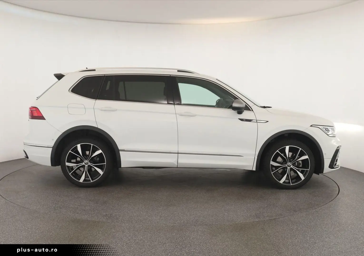 VW Tiguan Allspace 2.0 TDI 4M DSG R-Line 7 Pano Kam