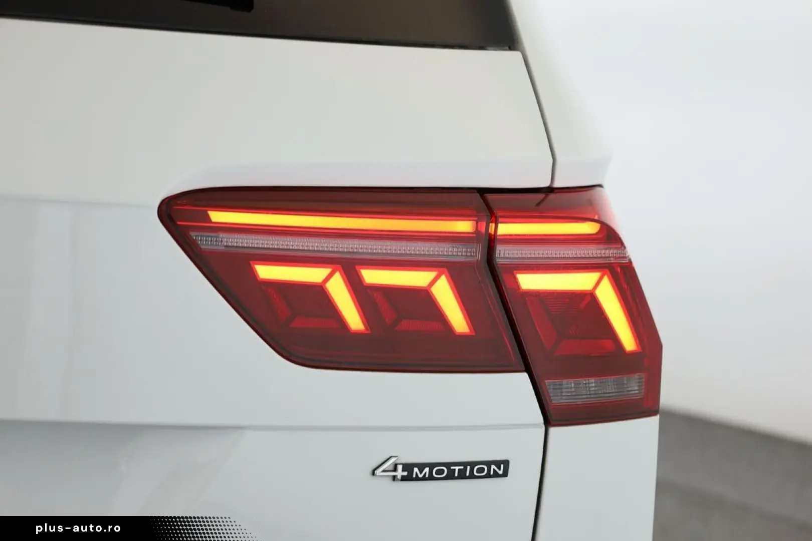 VW Tiguan Allspace 2.0 TDI 4M DSG R-Line 7 Pano Kam