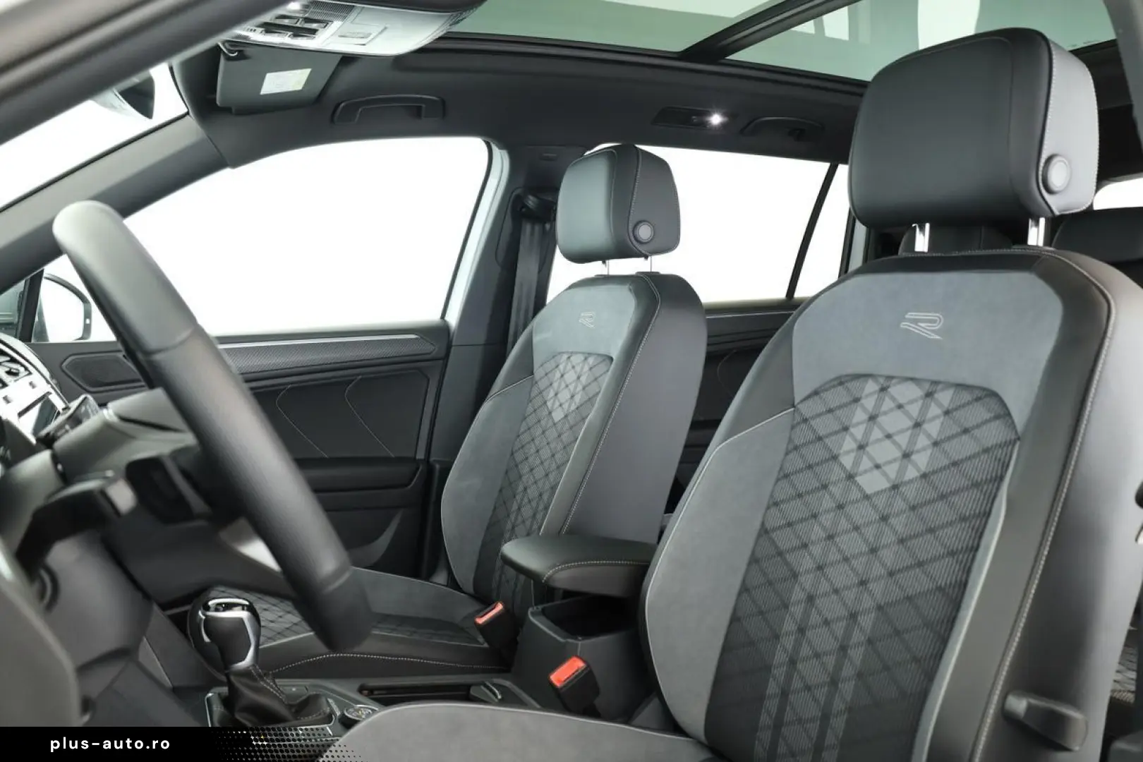VW Tiguan Allspace 2.0 TDI 4M DSG R-Line 7 Pano Kam