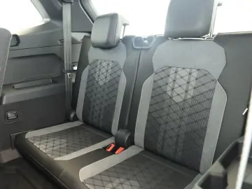 VW Tiguan Allspace 2.0 TDI 4M DSG R-Line 7 Pano Kam