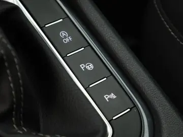 VW Tiguan Allspace 2.0 TDI 4M DSG R-Line 7 Pano Kam