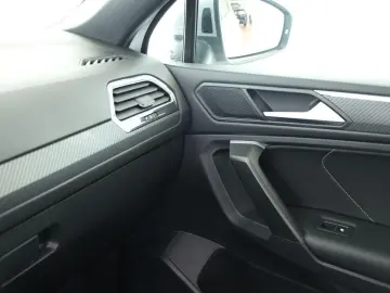 VW Tiguan Allspace 2.0 TDI 4M DSG R-Line 7 Pano Kam