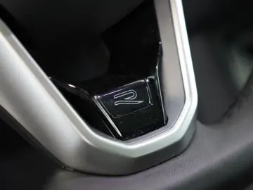 VW Tiguan Allspace 2.0 TDI 4M DSG R-Line 7 Pano Kam