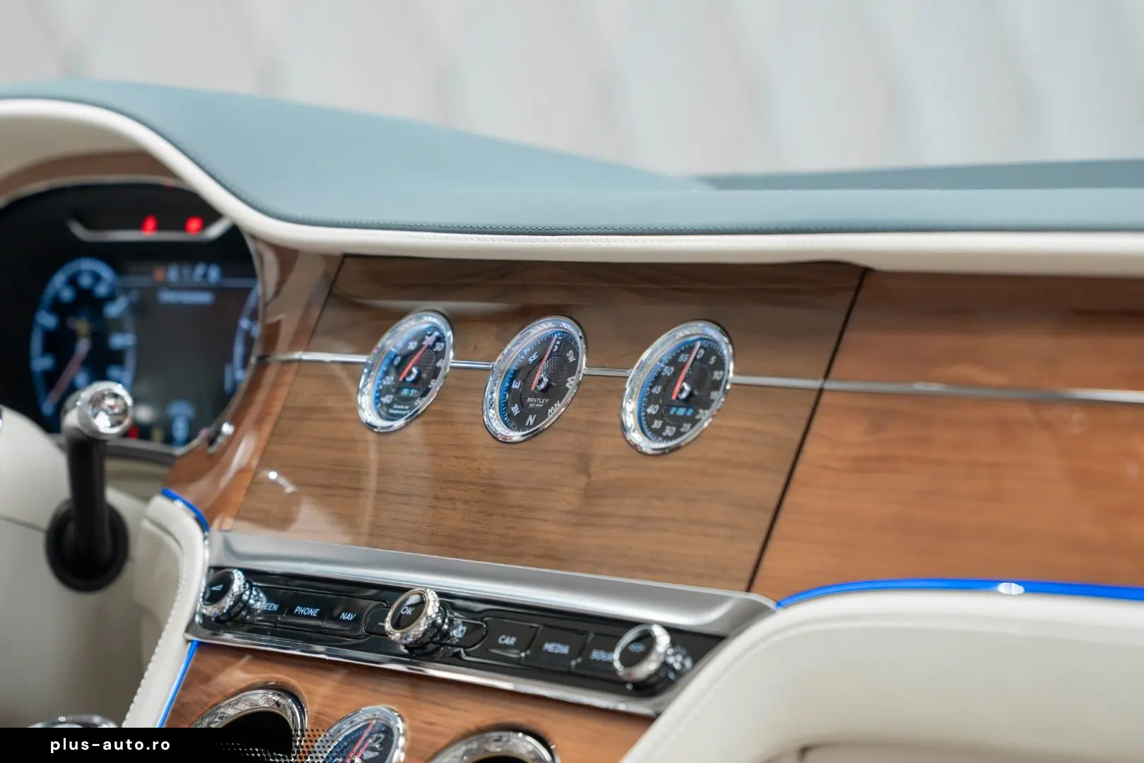 BENTLEY Continental GT V8 MULLINER BLUE BEIGE