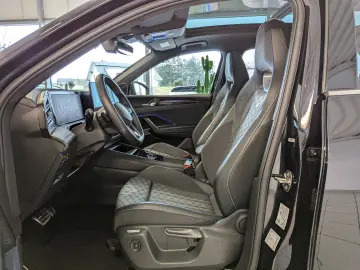 VW Tiguan 2.0TDI R-Line 4M Pano Black Matrix AHK 20