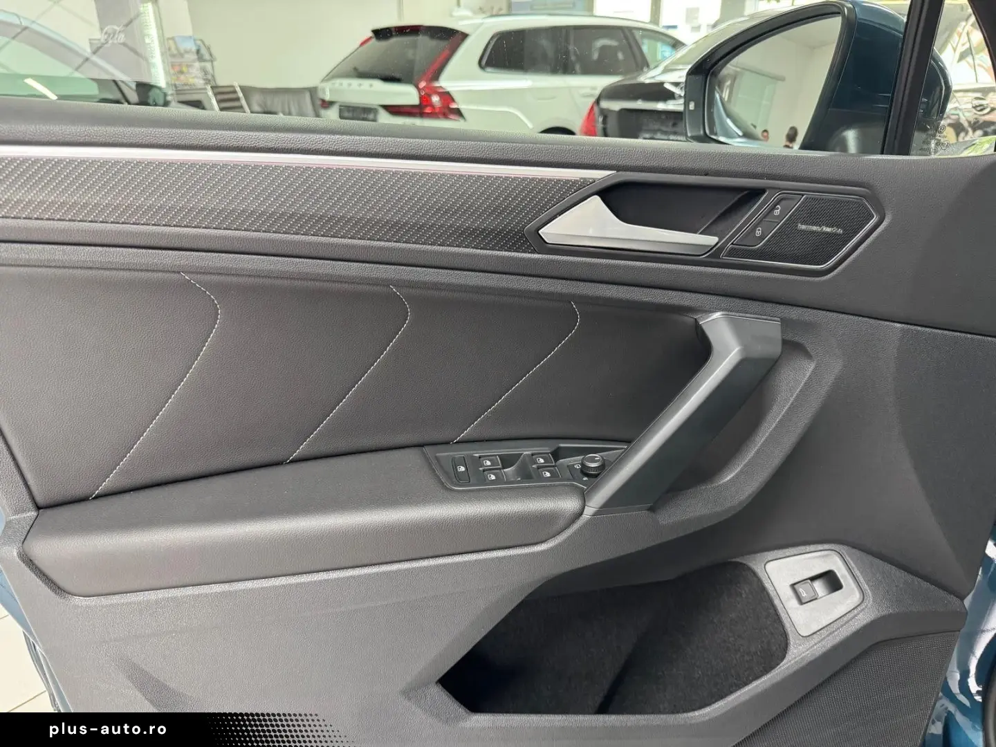 VW Tiguan TSI 4M R-LINE AHK PANO LEDER NETTO 30.900