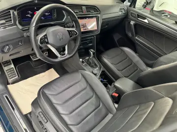 VW Tiguan TSI 4M R-LINE AHK PANO LEDER NETTO 30.900