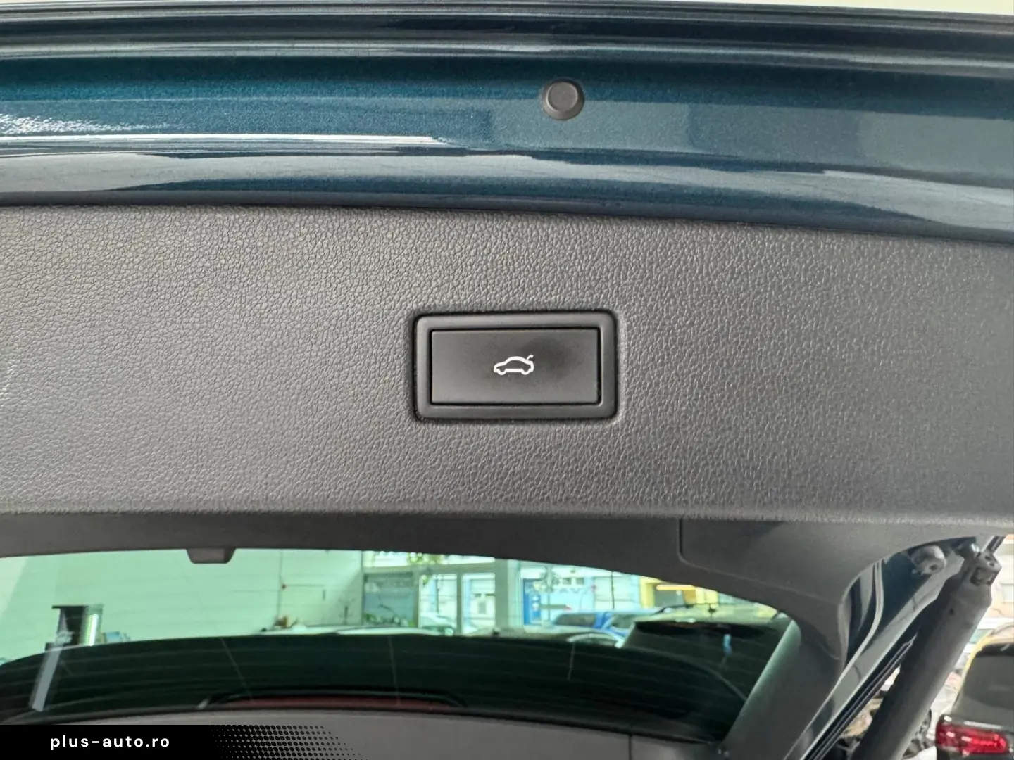 VW Tiguan TSI 4M R-LINE AHK PANO LEDER NETTO 30.900