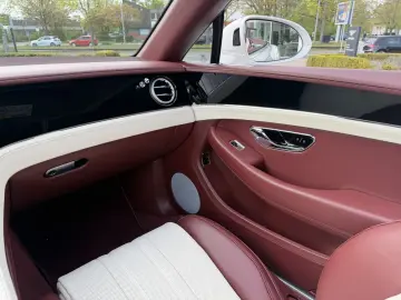 Bentley Continental GTC Touring