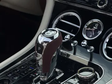 Bentley Continental GTC Touring