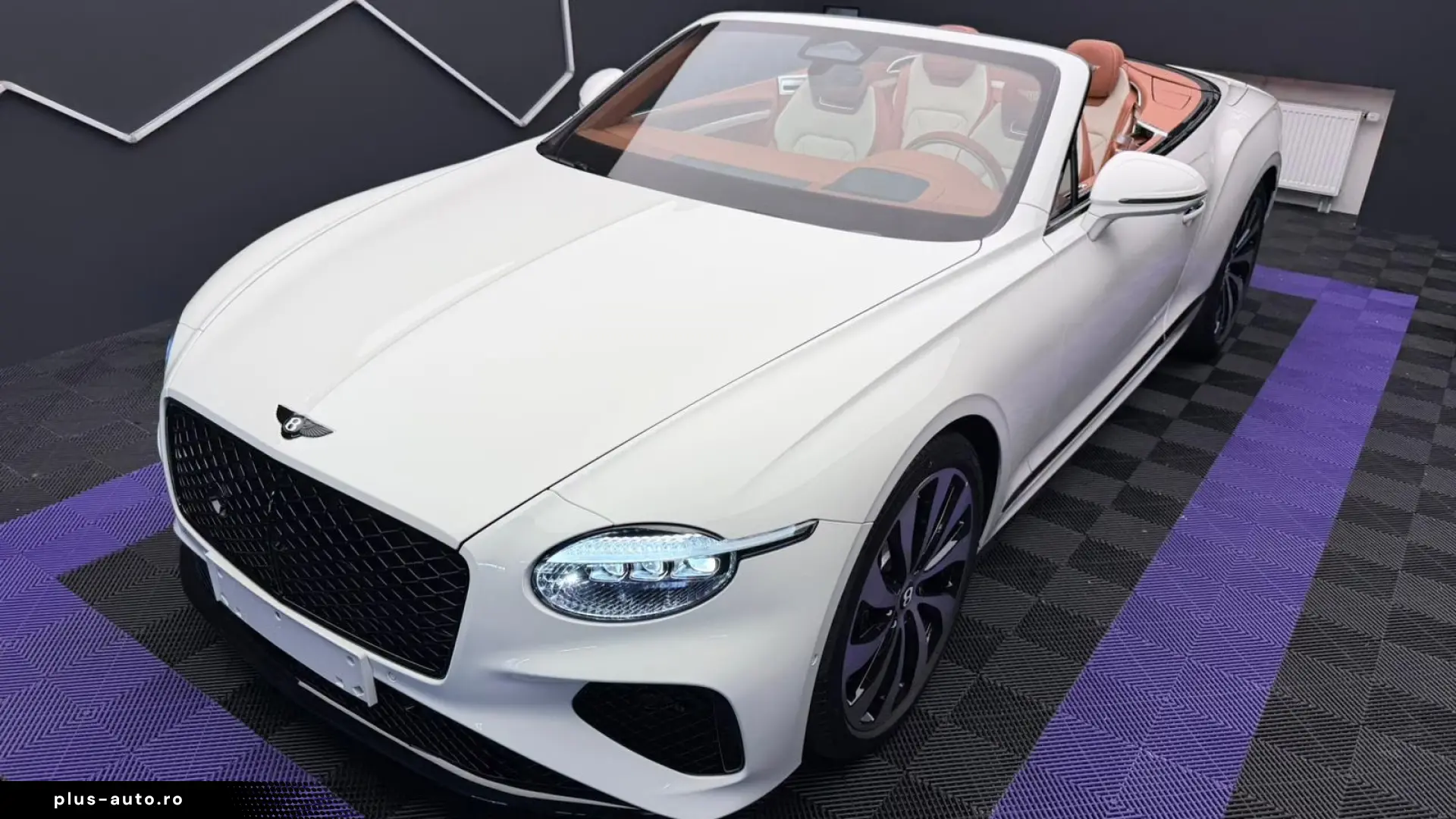 Bentley Continental GTC V8- B&O- 22- HUD