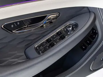 Bentley Continental GTC S AKRAPOVIC   MULLINER COLOUR