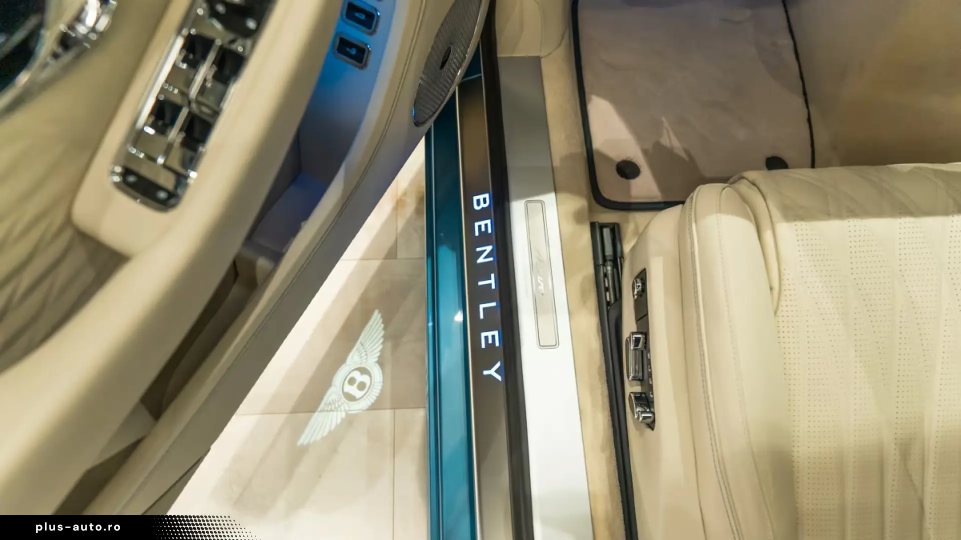 Bentley Continental GTC Azure MY26