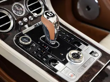 Bentley Continental Azure GTC MY2026