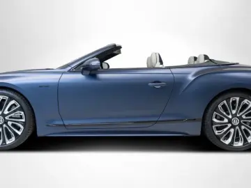 Bentley Continental GTC Mulliner Akrapovic