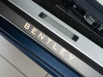 Bentley Continental GTC Mulliner Akrapovic