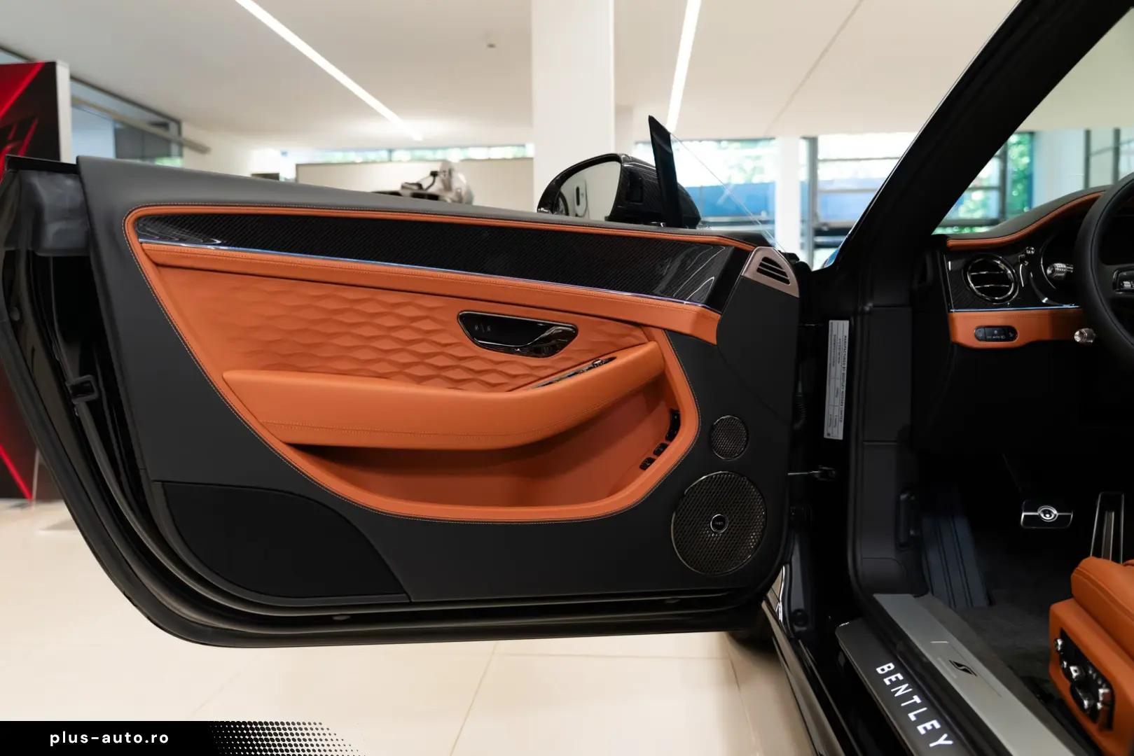 BENTLEY Continental GTC 2026 — imagine 7