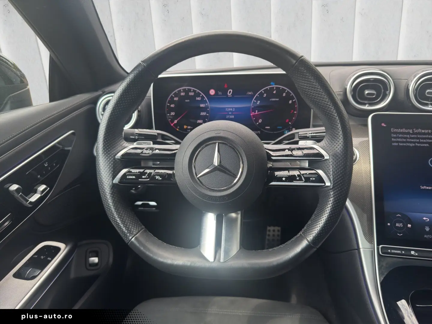MERCEDES-BENZ CLE 200 AMG Night-Paket Panorama LED M&hellip;