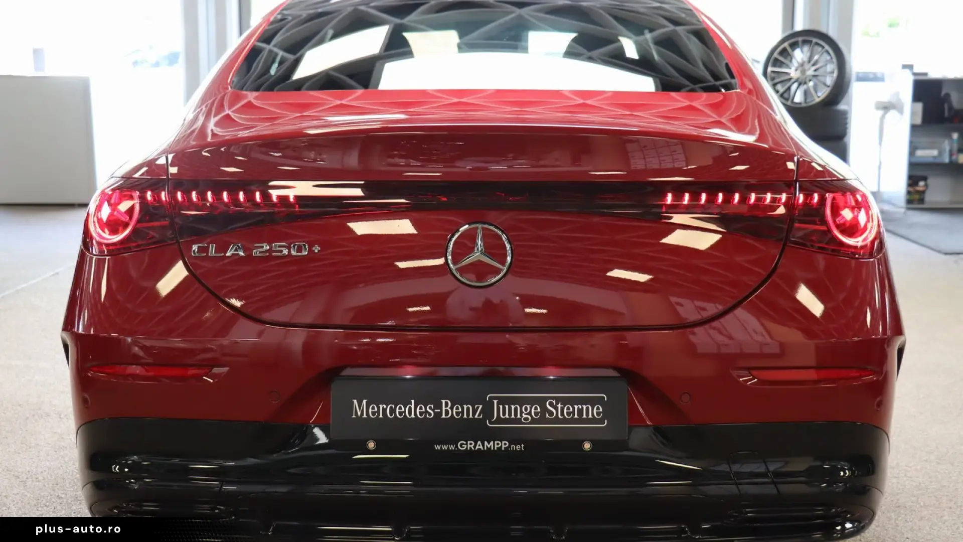 Mercedes-Benz CLA 250 AMG - LINE  Electric