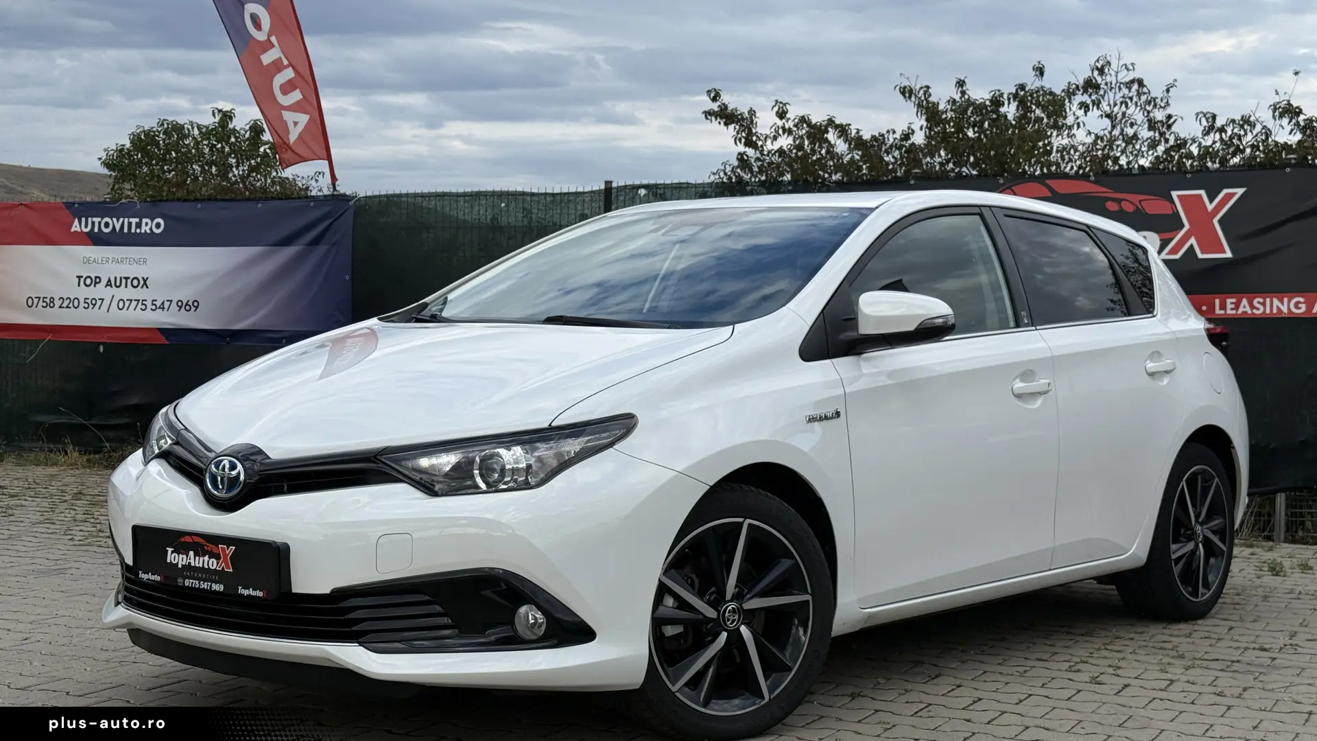 1.8   Alcantara   Keyless   2 Seturi Jante   RAR Efectuat