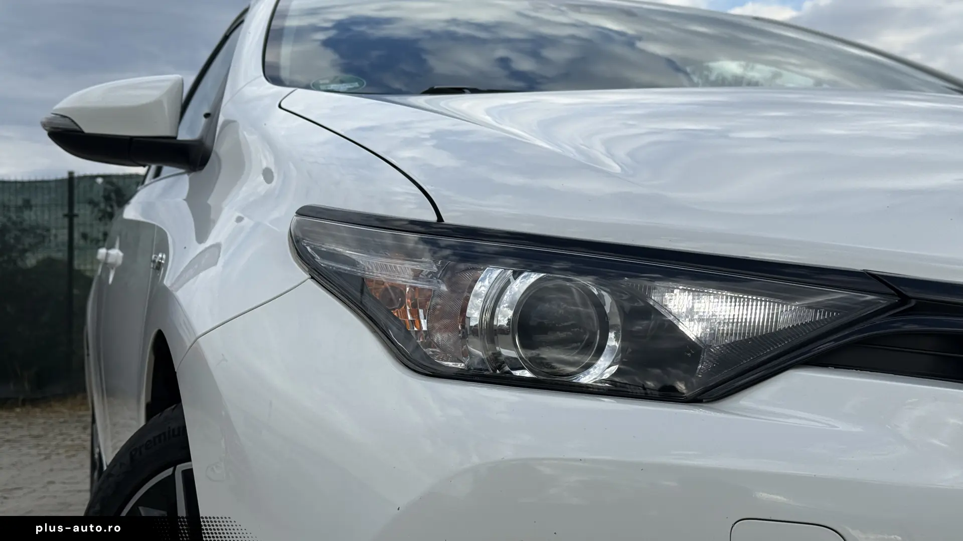 1.8   Alcantara   Keyless   2 Seturi Jante   RAR Efectuat