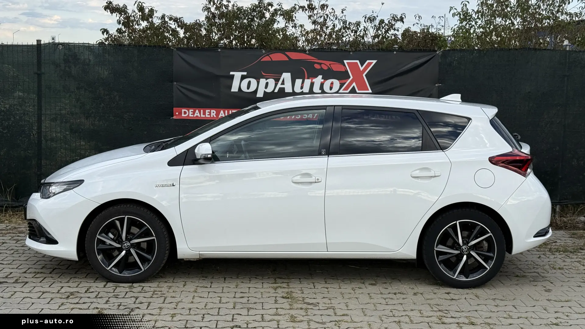 1.8   Alcantara   Keyless   2 Seturi Jante   RAR Efectuat