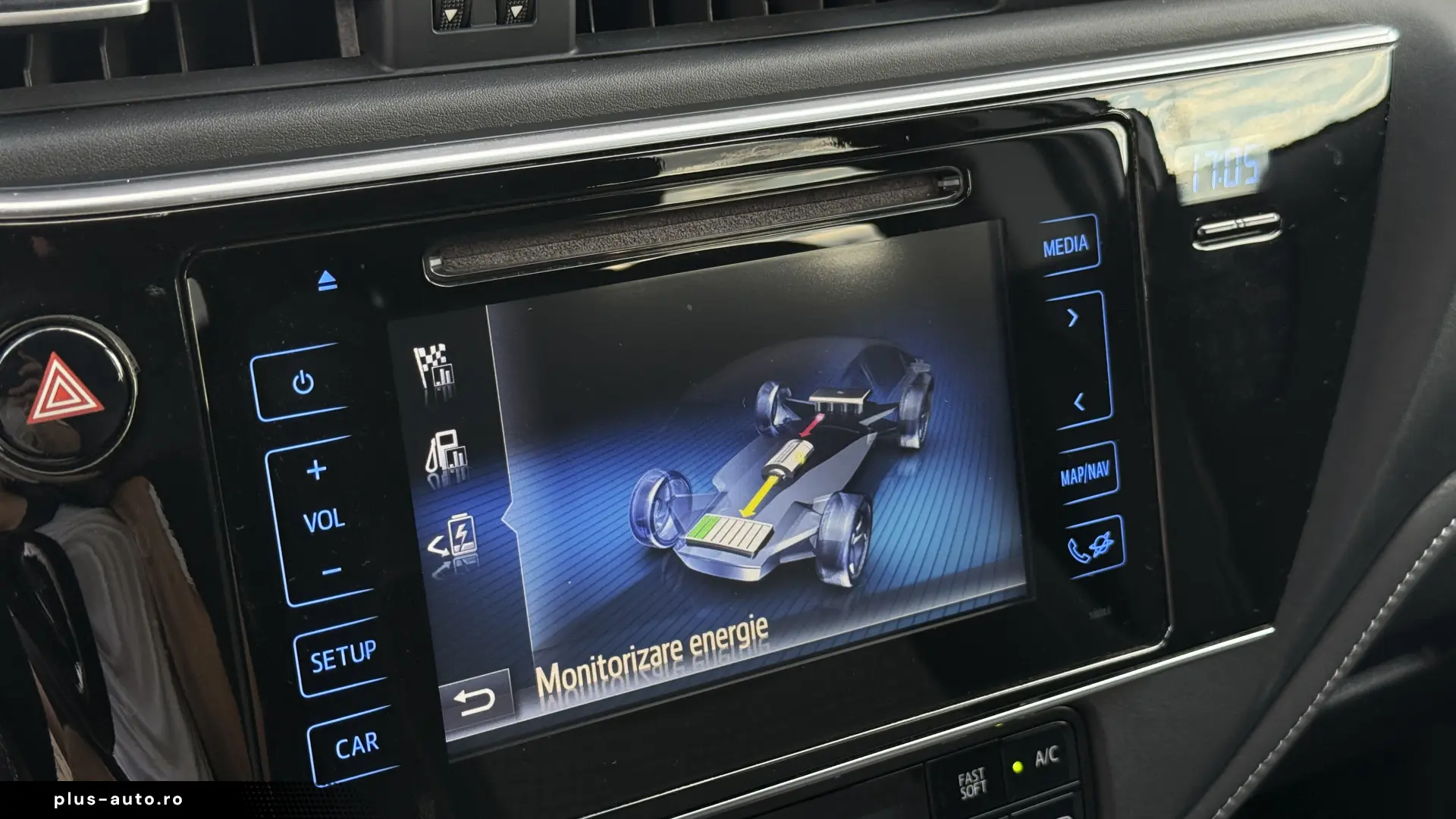 1.8   Alcantara   Keyless   2 Seturi Jante   RAR Efectuat