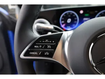 Mercedes-Benz CLA 200 - Electric