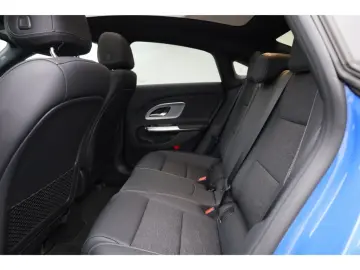 Mercedes-Benz CLA 200 - Electric
