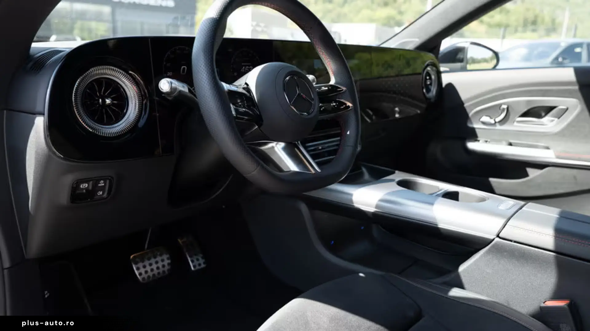 Mercedes-Benz CLA 250 - Electric