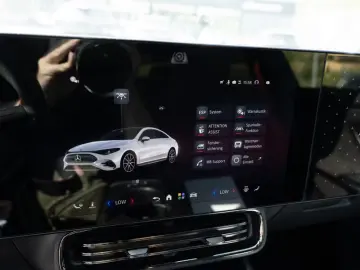Mercedes-Benz CLA 250 - Electric