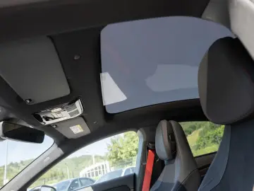 Mercedes-Benz CLA 250 - Electric