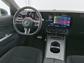 Mercedes-Benz CLA 250 - Electric