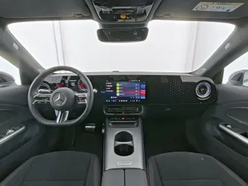 Mercedes-Benz CLA 250 - Electric