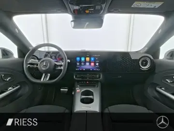 Mercedes-Benz CLA 250 - Electric