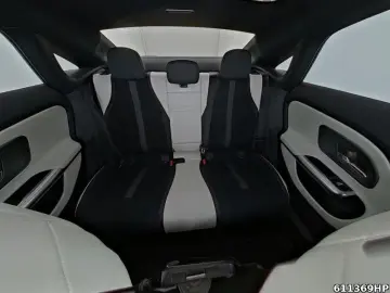 Mercedes-Benz CLA 250 - Electric