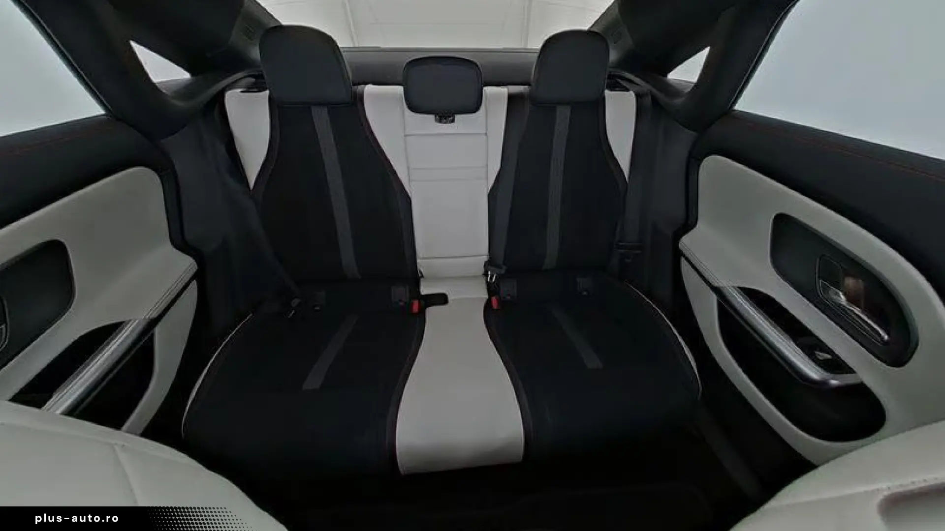 Mercedes-Benz CLA 250 - Electric