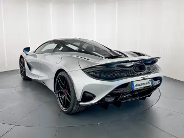 McLaren 750S Coupe Performance MY27