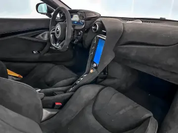 McLaren 750S Coupé Performance MY27