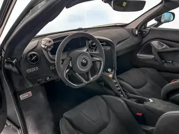McLaren 750S Coupé Performance MY27