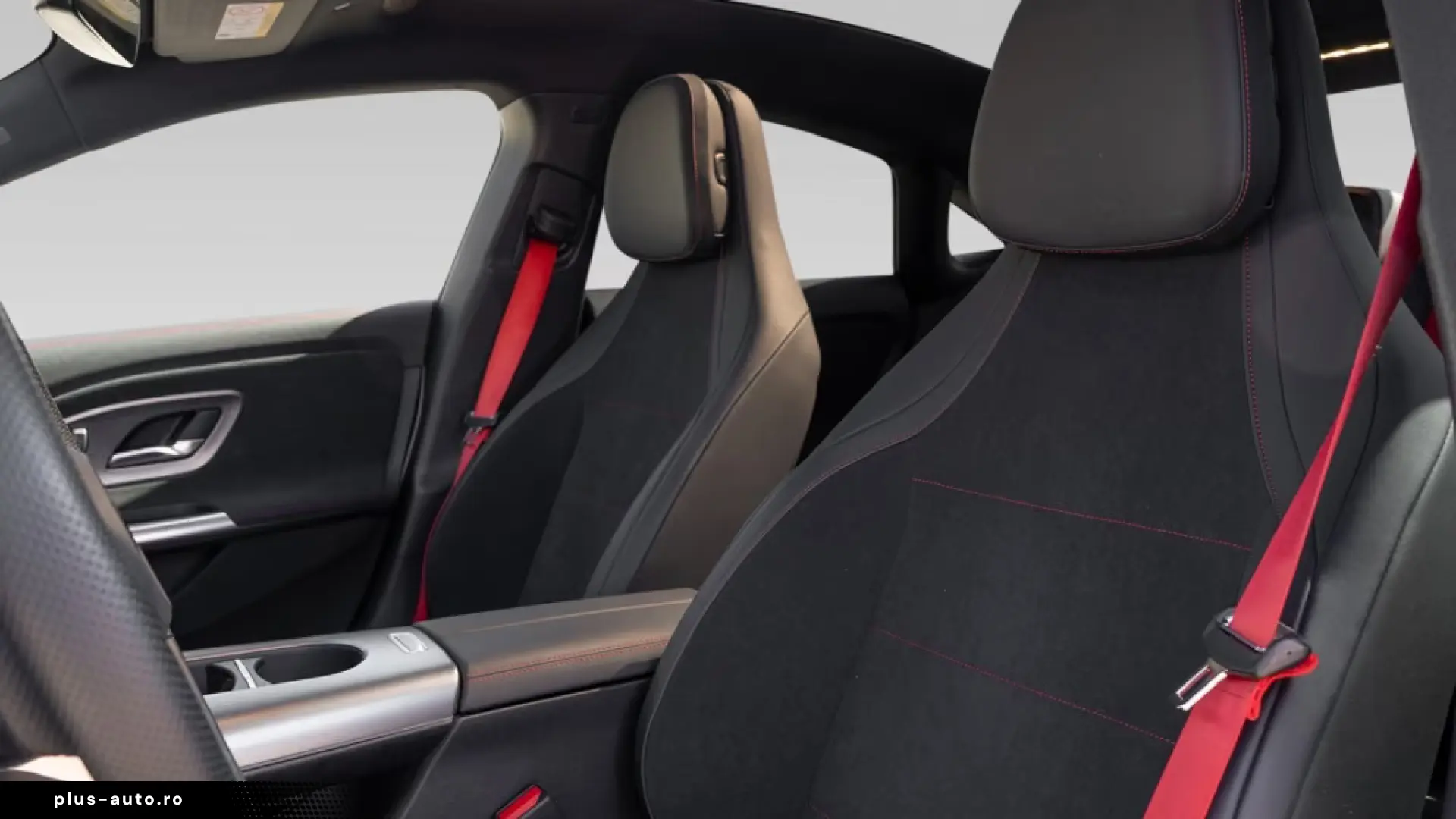 Mercedes-Benz CLA 250 - Electric