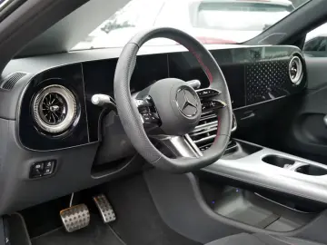 Mercedes-Benz CLA 250 - Electric