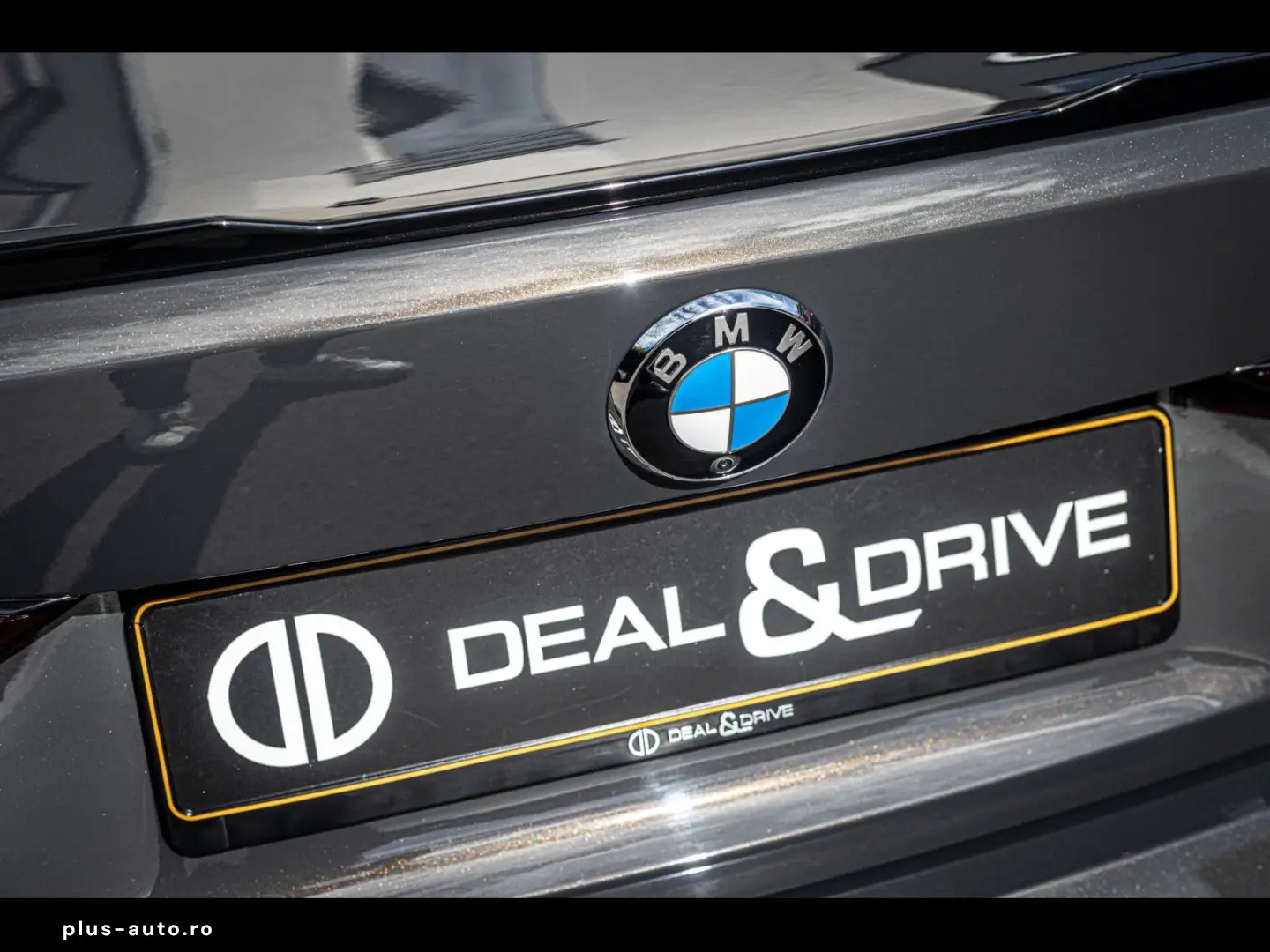 BMW M4 COMPETITION COUPE M XDRIVE DRAVITGRAU CARBON