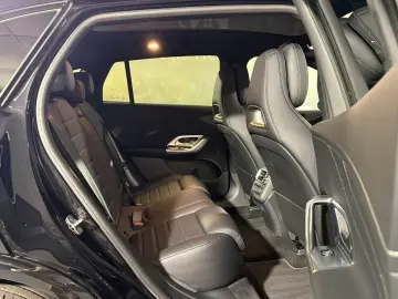 Mercedes-Benz GLC 400 - Electric